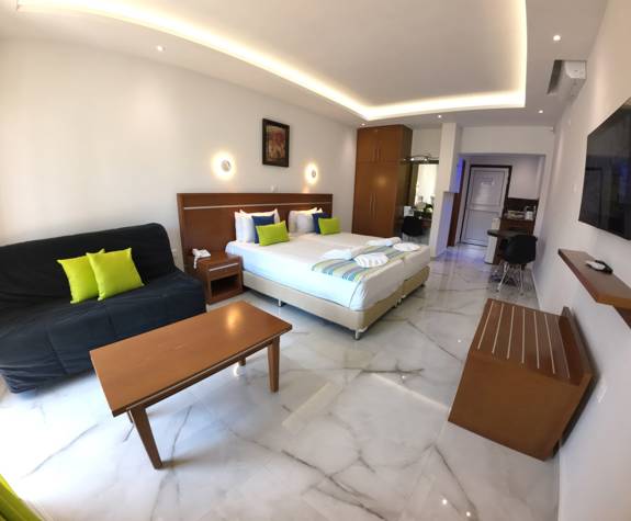 Loutsiana Hotel Deluxe Studio apartment